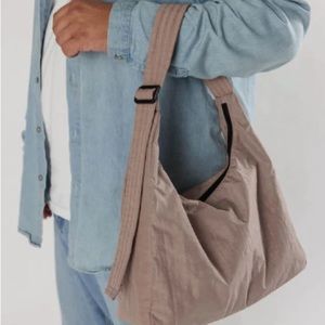 Baggu Nylon Shoulder Bag Taupe